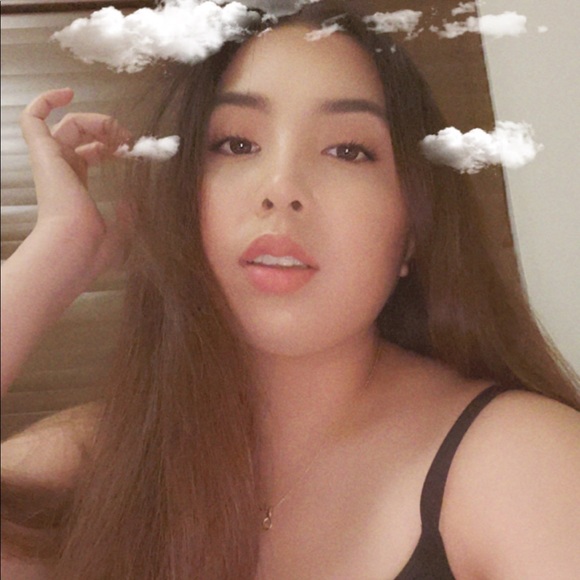 Meet your Posher, Challene - Picture 1 of 1